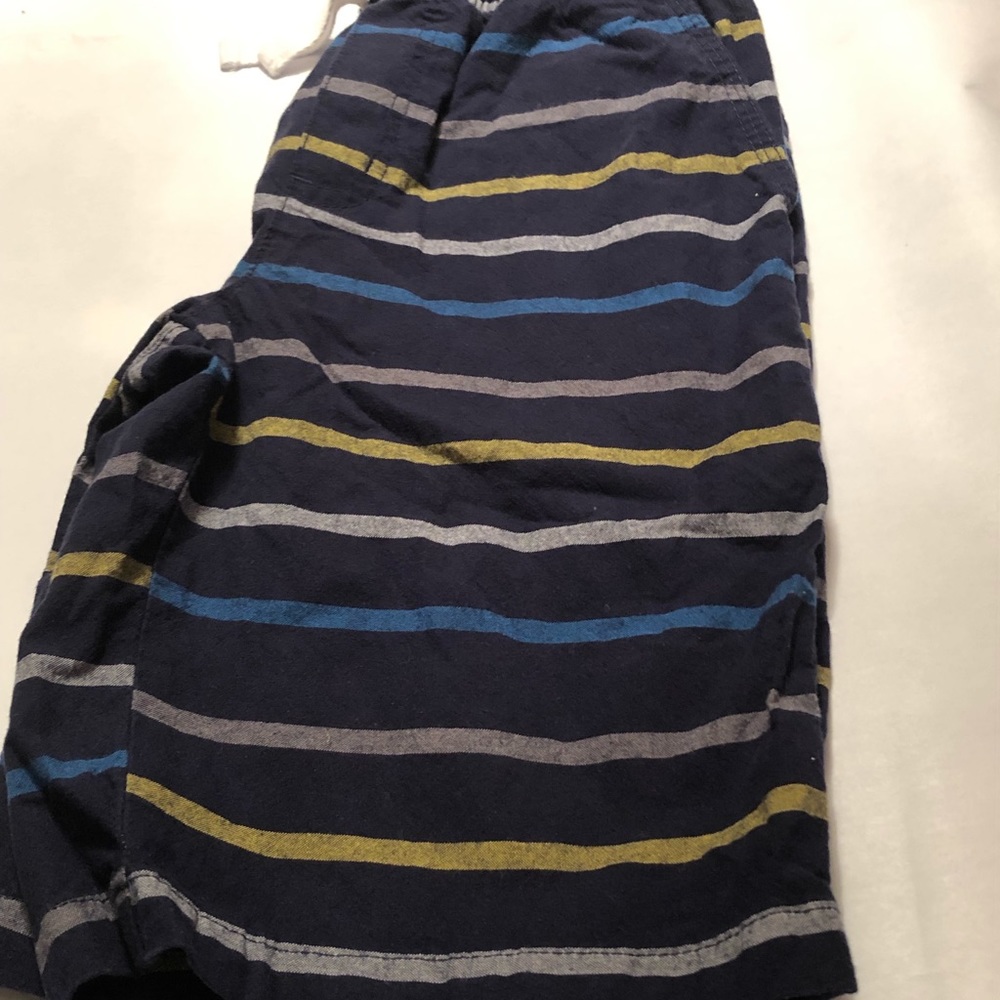 Boys Colorful shorts... never worn